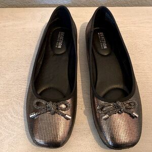 Kenneth Cole Reaction-Elstree Jewel Ballet Flats in Pewter, New No Box size 9.5
